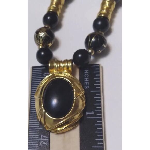 VTG Liz Claiborne Necklace 1990s Acrylic Amulet Beads Black And Gold Tone 11.5" - Picture 7 of 8